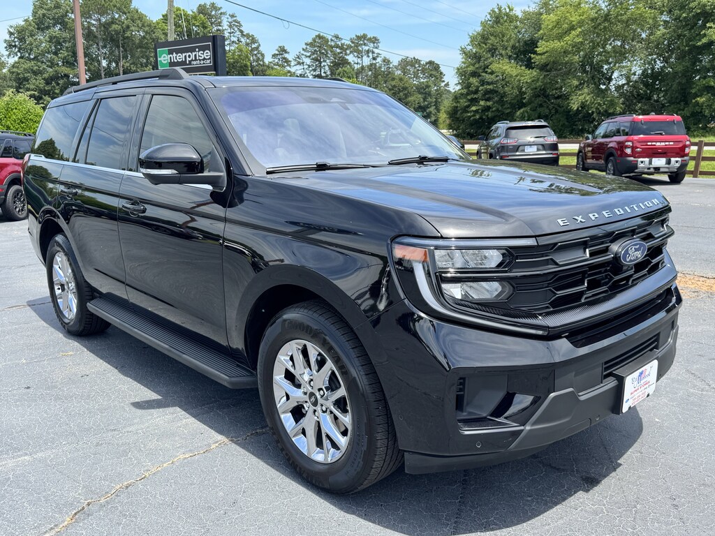 Used 2025 Ford Expedition Active Active 4x2