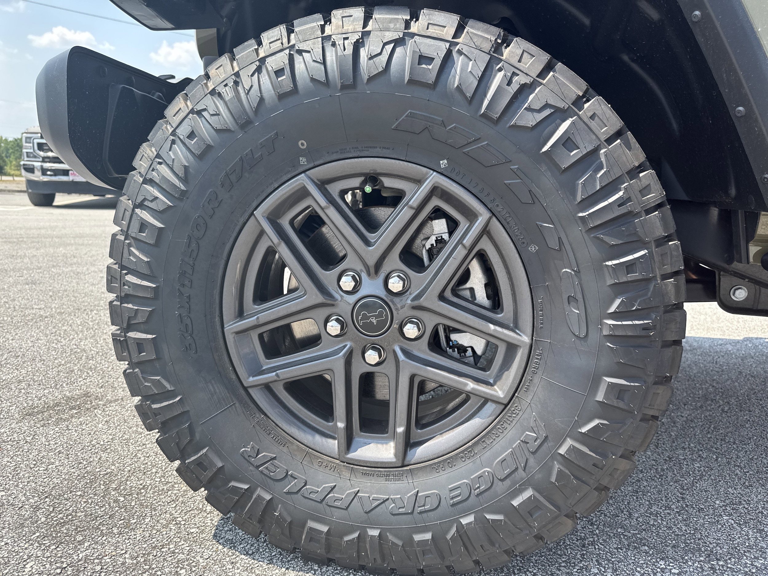 2025 Jeep Gladiator Sport S - Photo 11