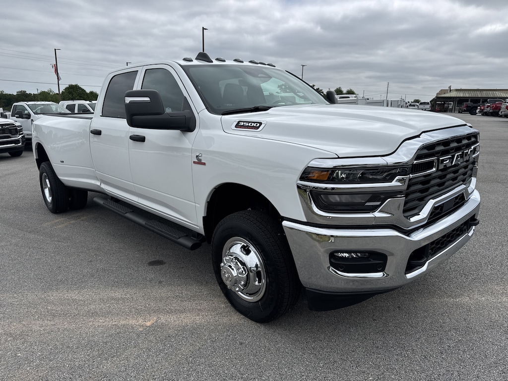 New 2026 Ram 3500 TRADESMAN CREW CAB 4X4 8' BOX Pickup