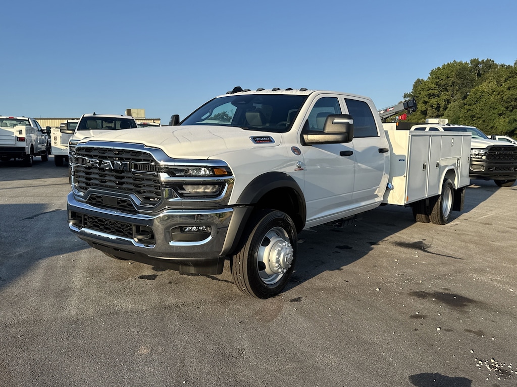 New 2025 Ram 4500 Chassis Cab 4500 TRADESMAN CHASSIS CREW CAB 4X4 84' CA Pickup