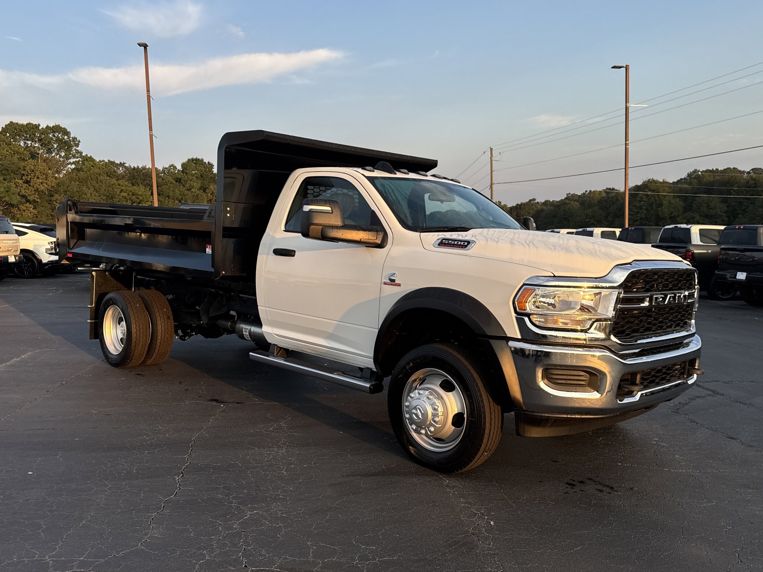 2024 Ram 5500 Tradesman photo 3