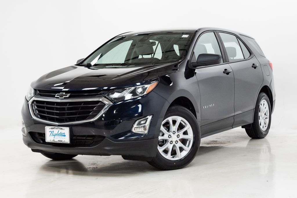 2020 Chevrolet Equinox LS's photo