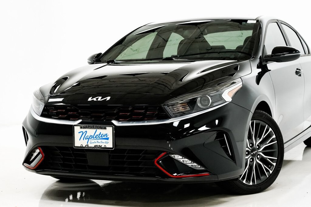 2024 Kia Forte GT-Line photo 2