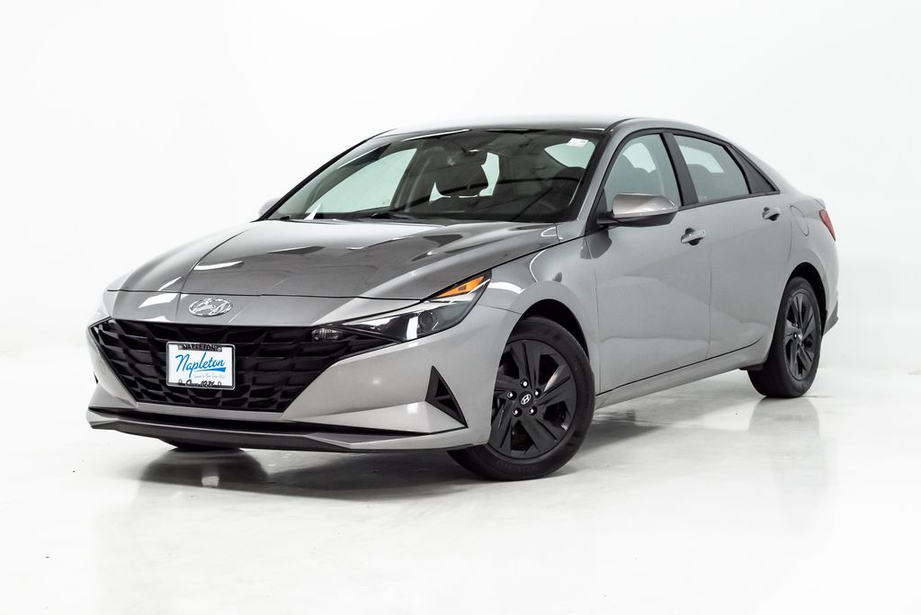 2023 Hyundai Elantra 2.0 SEL IVT SULEV's photo