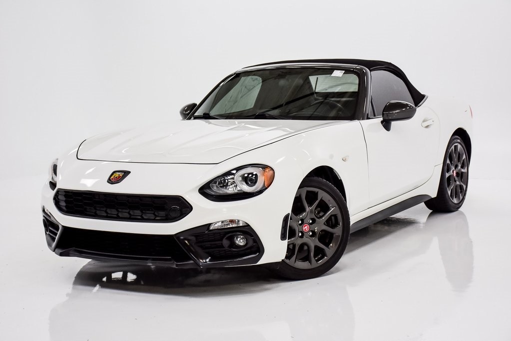 Used 2017 FIAT 124 Spider Abarth with VIN JC1NFAEK2H0110786 for sale in Elmhurst, IL