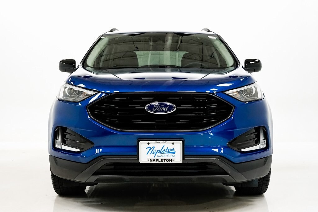 2022 Ford Edge SEL photo 4