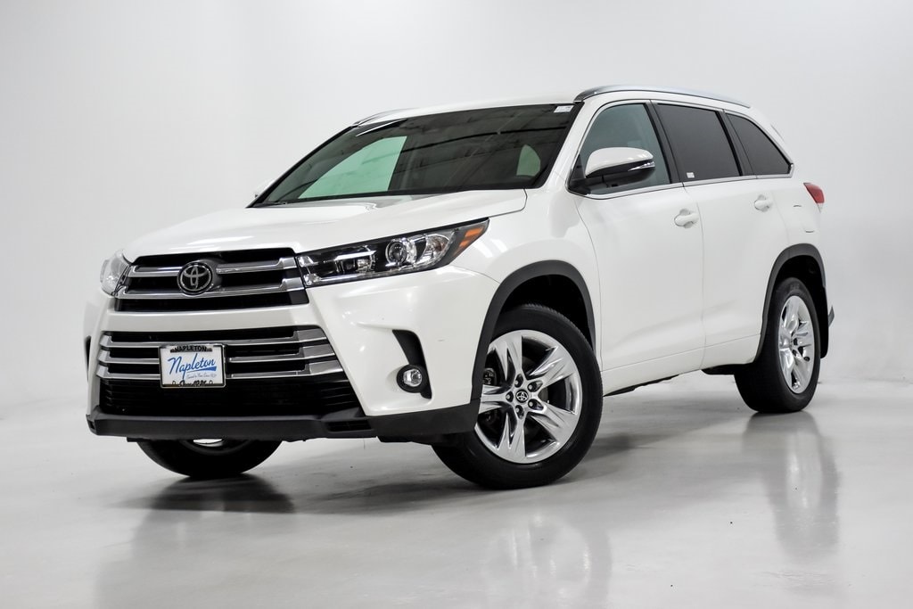 Used 2019 Toyota Highlander Limited with VIN 5TDDZRFH5KS935331 for sale in Elmhurst, IL