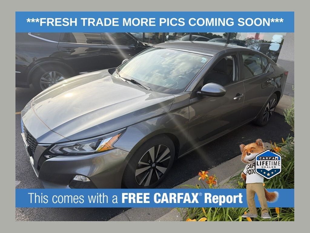 Used 2022 Nissan Altima 2.5 SV Sedan