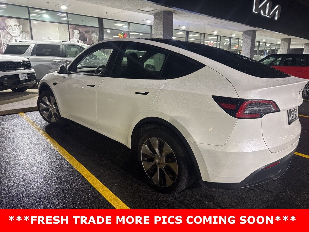 2023 Tesla Model Y Long Range photo 4