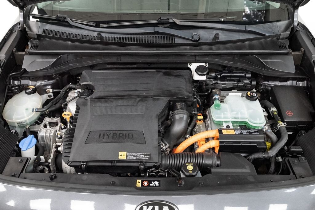 Used 2018 Kia Niro EX SUV