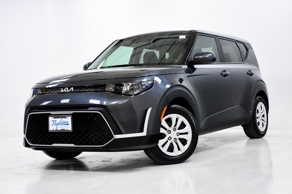 Used 2024 Kia Soul LX with VIN KNDJ23AU5R7913553 for sale in Elmhurst, IL