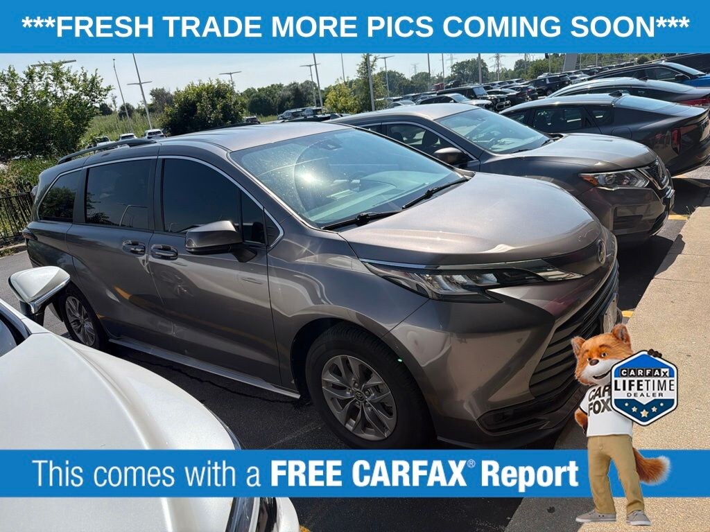 Used 2022 Toyota Sienna LE Van Passenger Van