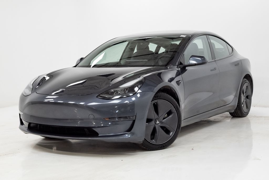 2022 Tesla Model 3 Long Range Dual Motor All-Wheel Drive's photo
