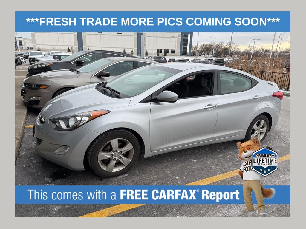 2013 Hyundai Elantra GLS's photo