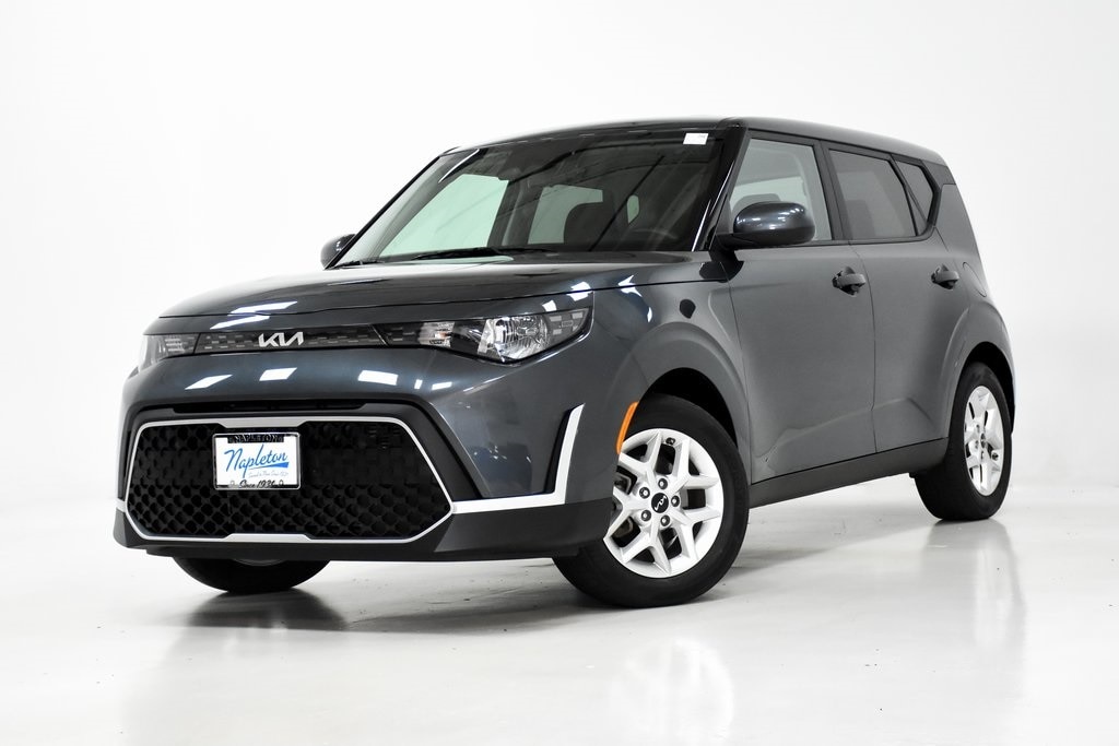 Used 2023 Kia Soul LX with VIN KNDJ23AU4P7192087 for sale in Elmhurst, IL