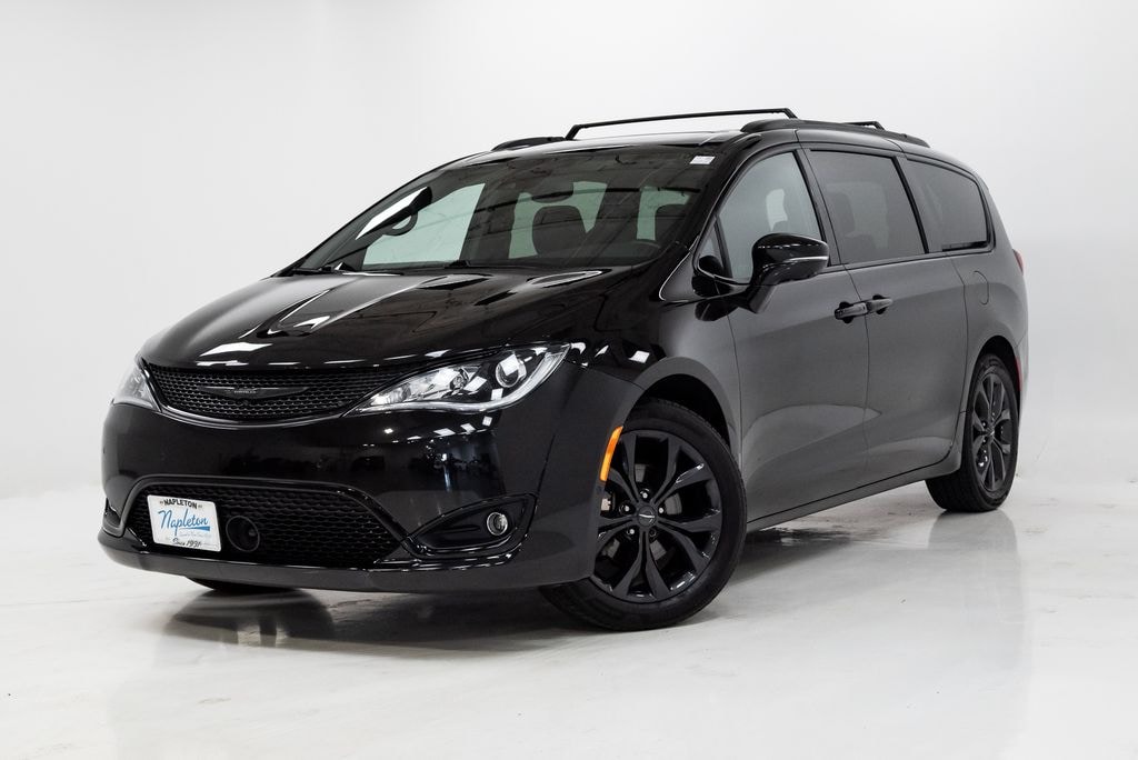 Used 2020 Chrysler Pacifica Limited Van Passenger Van