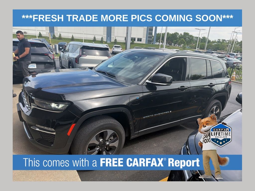 2023 Jeep Grand Cherokee 4xe 4x4's photo