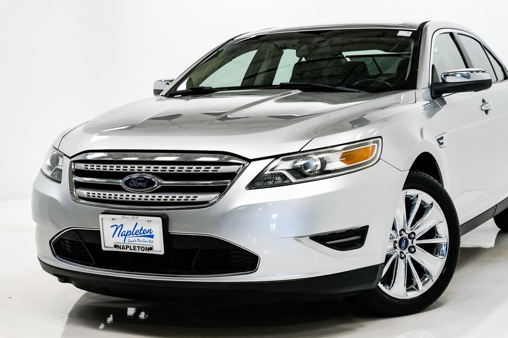 Used 2010 Ford Taurus Limited with VIN 1FAHP2JW7AG100494 for sale in Elmhurst, IL