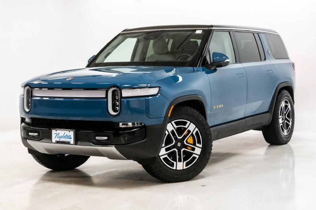 2023 Rivian R1S Adventure