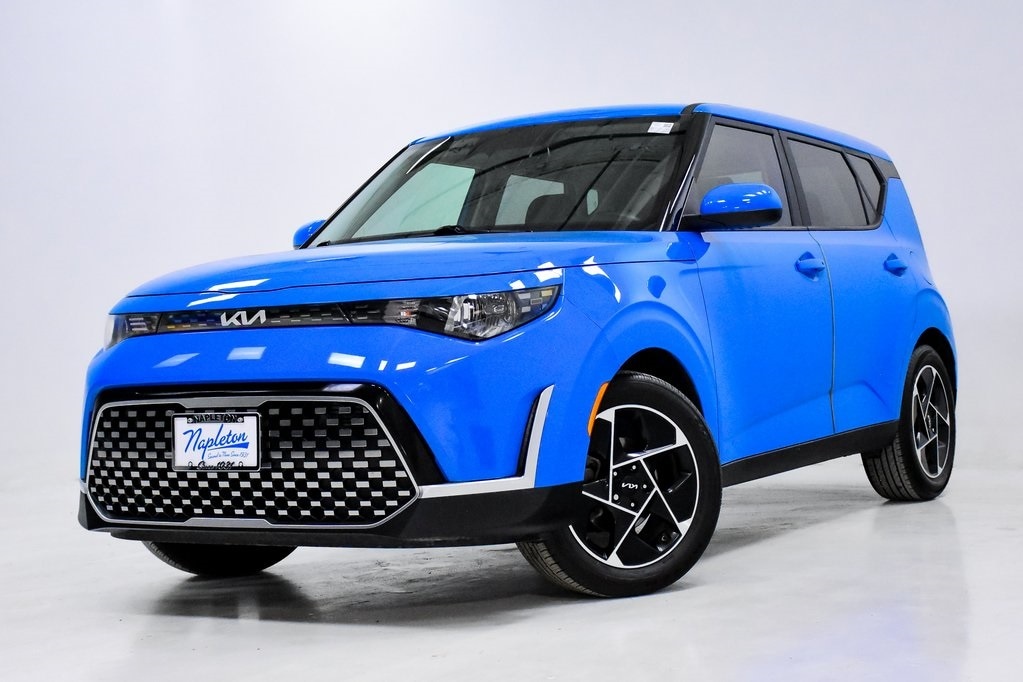 Used 2024 Kia Soul EX with VIN KNDJ33AU2R7221117 for sale in Elmhurst, IL