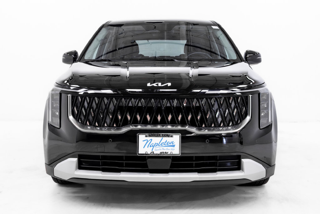 Used 2025 Kia Carnival LXS Van Passenger Van