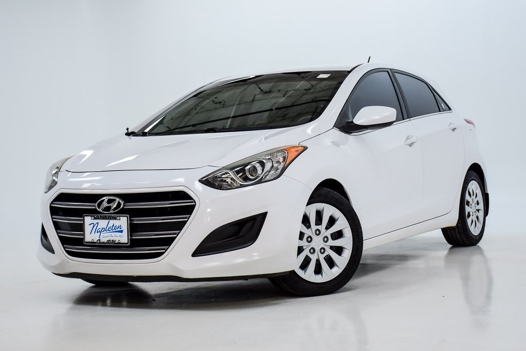 Used 2016 Hyundai Elantra GT Base with VIN KMHD35LH1GU283837 for sale in Elmhurst, IL