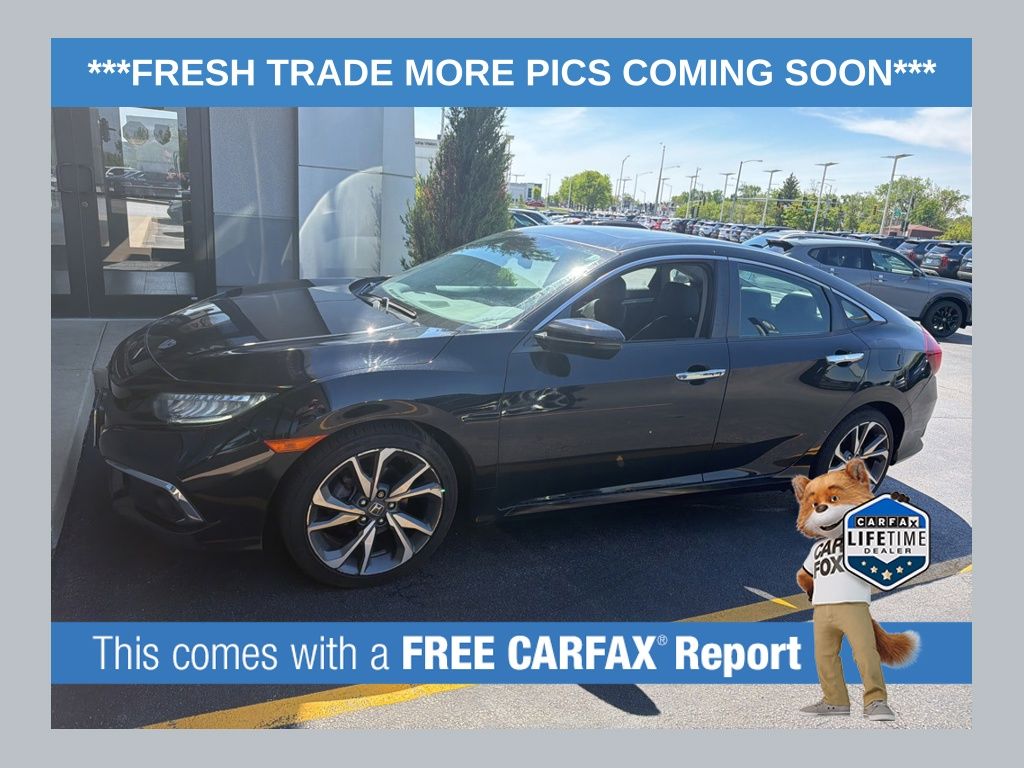 2019 Honda Civic Touring CVT's photo