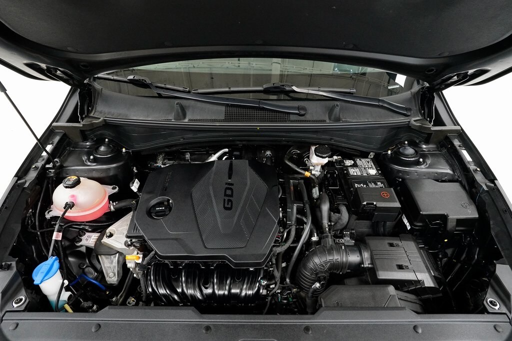 2023 Kia Sportage photo 3