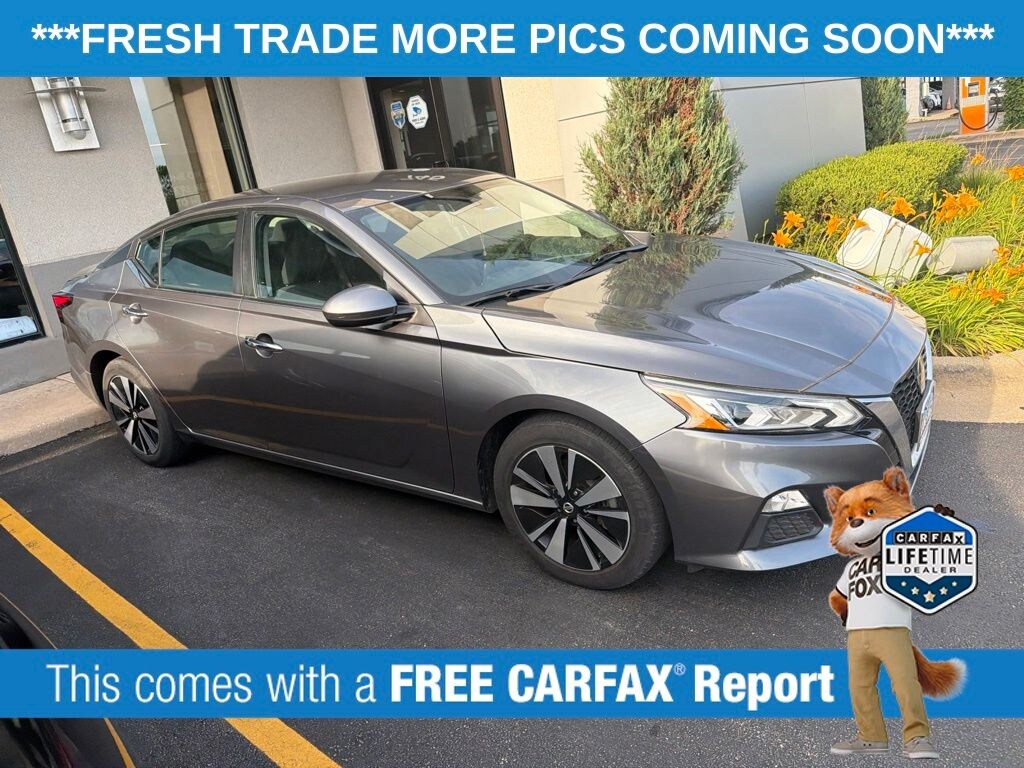 Used 2022 Nissan Altima 2.5 SV Sedan