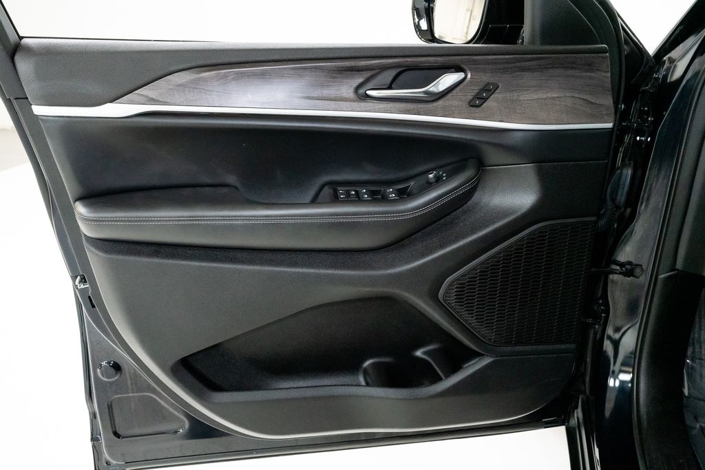 2024 Jeep Grand Cherokee Limited - Photo 9