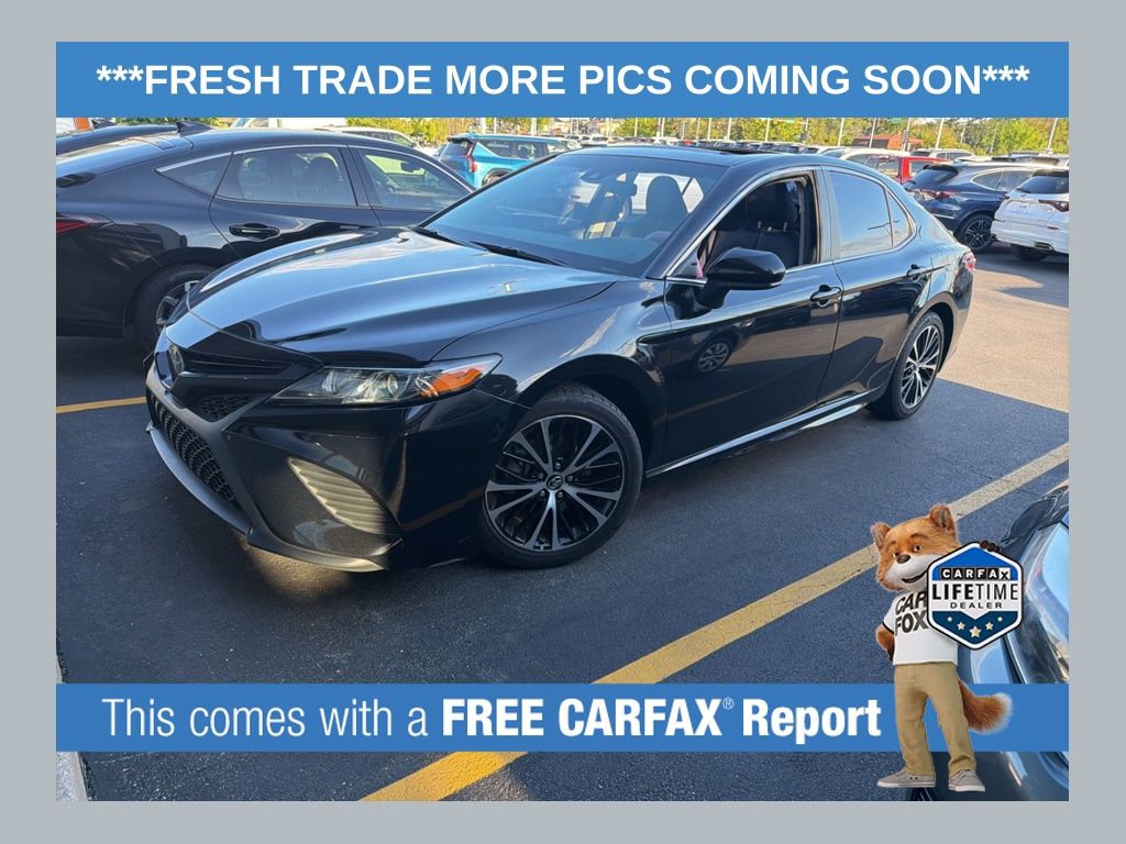 2018 Toyota Camry 2.5 Auto SE's photo