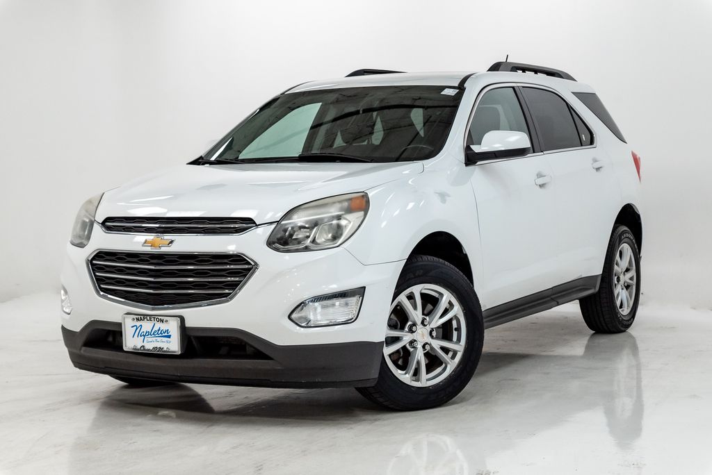 2017 Chevrolet Equinox LT's photo