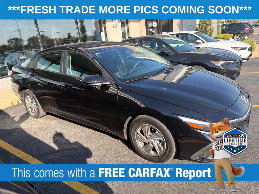 Used 2024 Hyundai Elantra SE Sedan