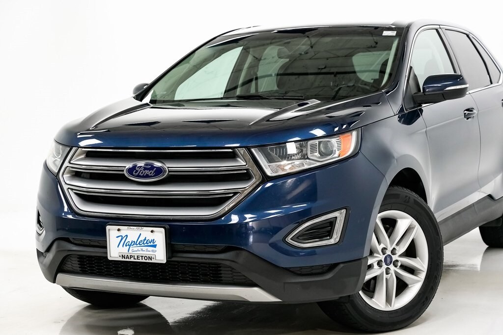 2017 Ford Edge SEL photo 2