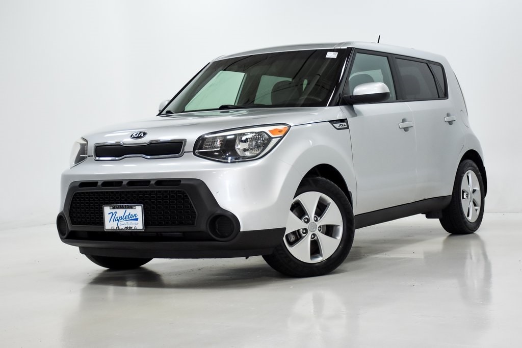 Used 2015 Kia Soul Base with VIN KNDJN2A22F7816712 for sale in Elmhurst, IL