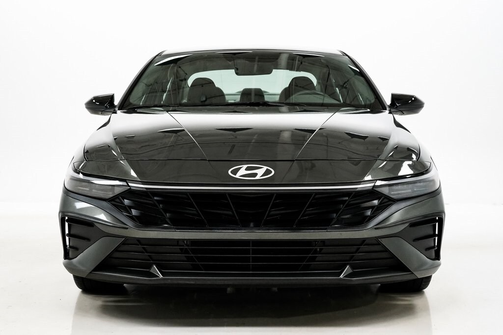 Used 2025 Hyundai Elantra Hybrid SEL Sport Sedan