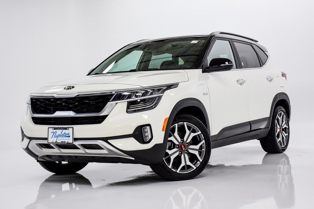Used 2021 Kia Seltos SX with VIN KNDETCA20M7209069 for sale in Elmhurst, IL