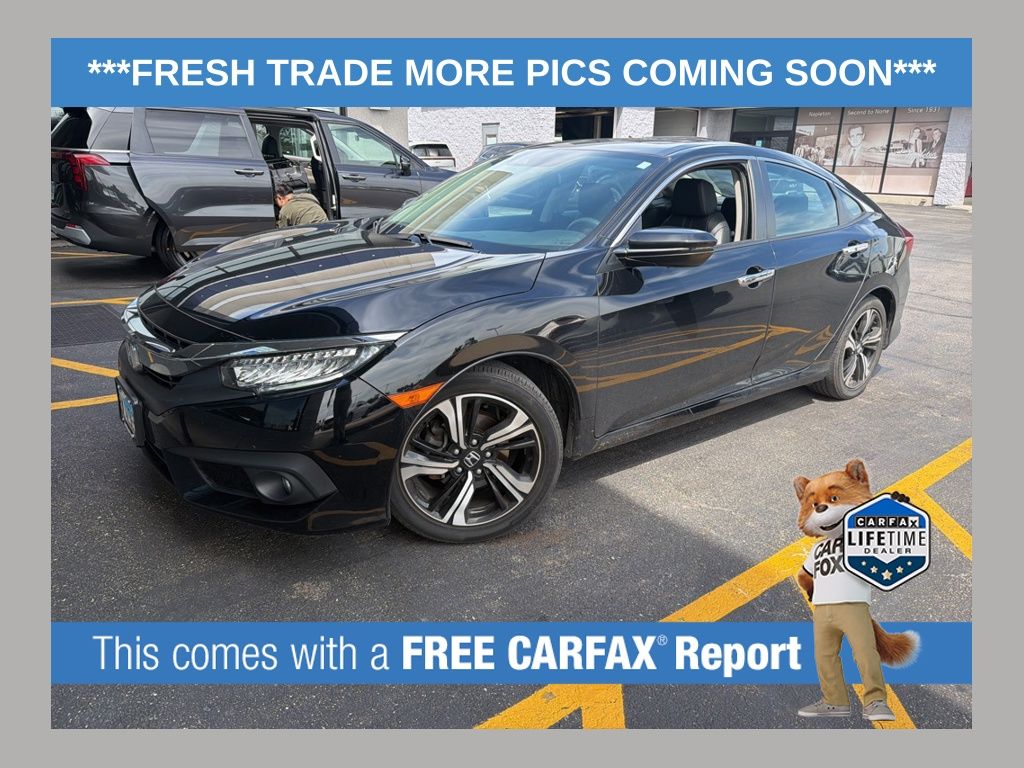2016 Honda Civic Touring CVT's photo