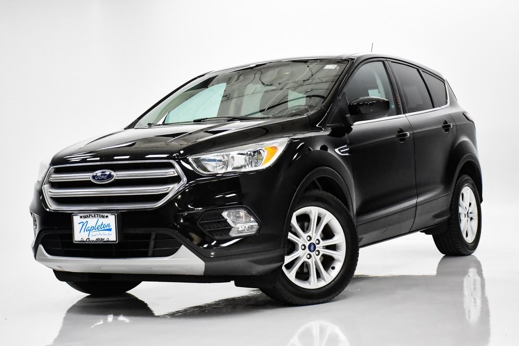 Used 2017 Ford Escape SE with VIN 1FMCU0GD9HUC74274 for sale in Elmhurst, IL