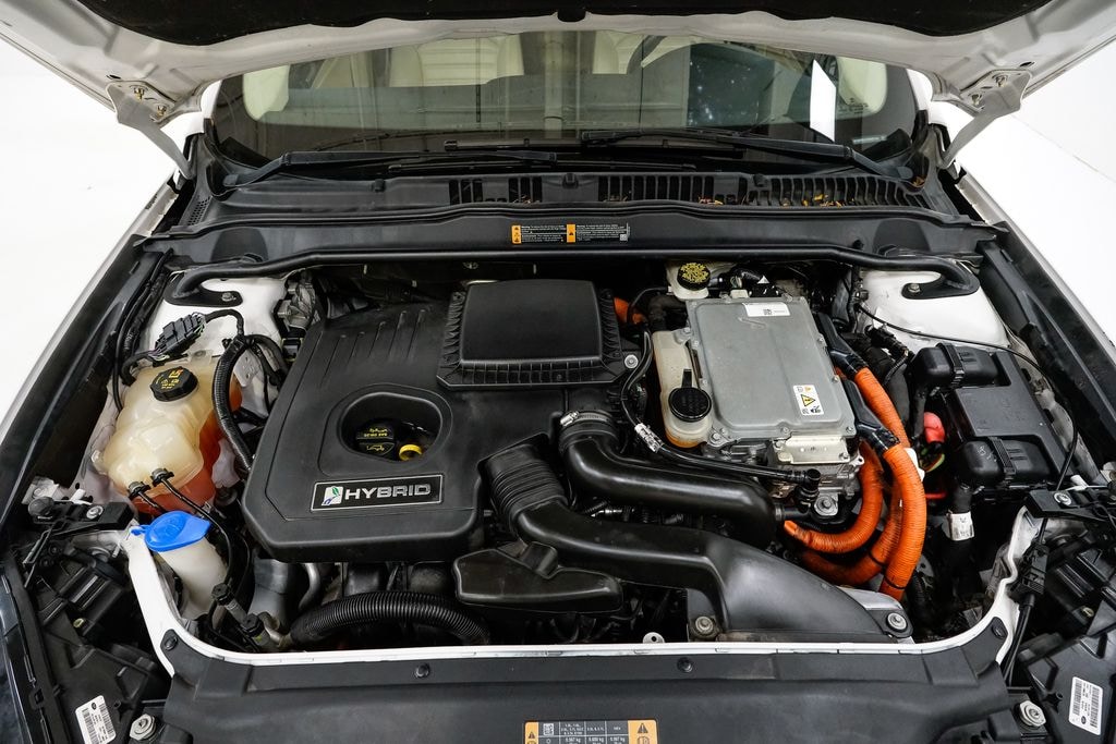 Used 2014 Ford Fusion Hybrid SE Sedan