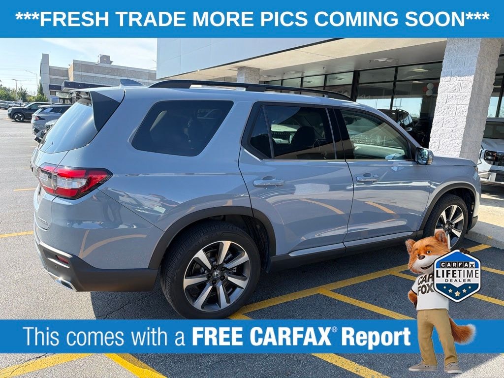 Used 2025 Honda Pilot Touring SUV