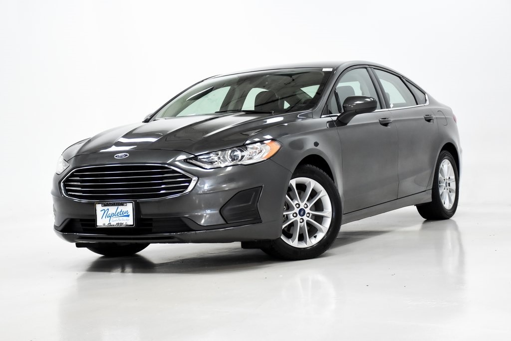 Used 2020 Ford Fusion SE with VIN 3FA6P0HD8LR185504 for sale in Elmhurst, IL