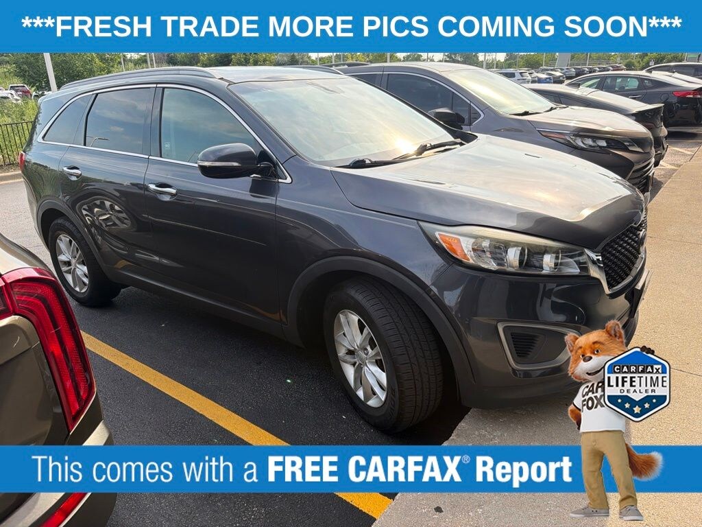 Used 2016 Kia Sorento LX SUV