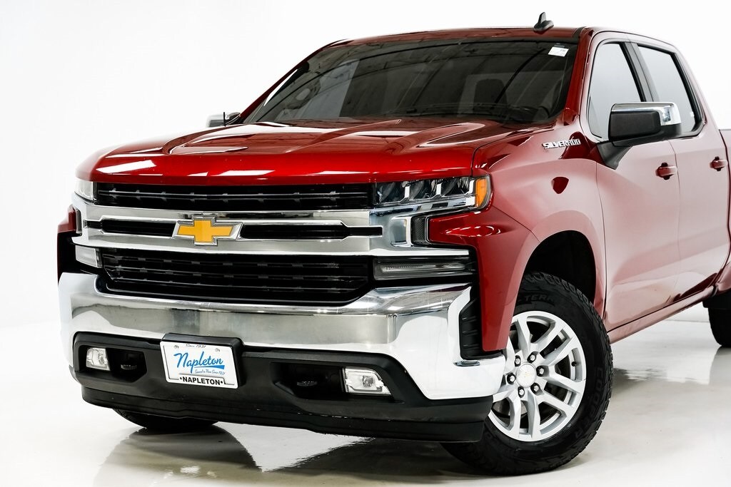 2019 Chevrolet Silverado 1500 LT photo 2