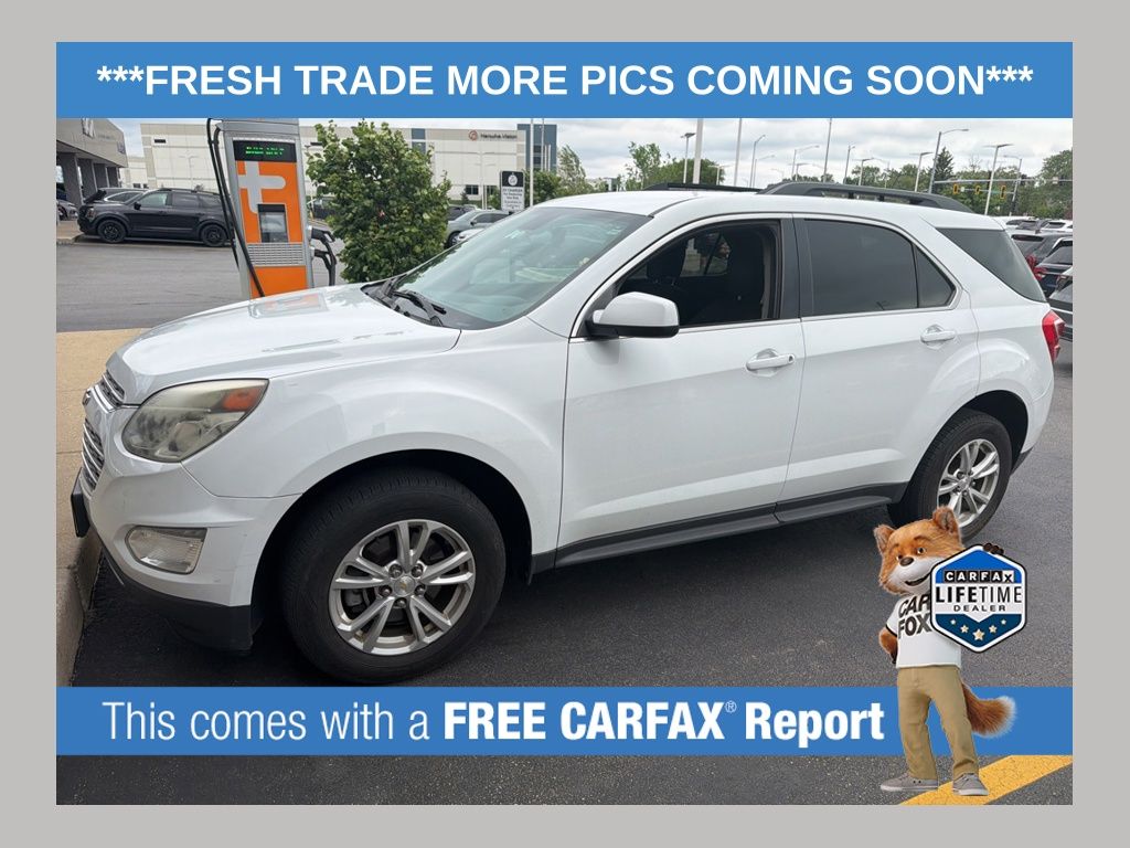 2017 Chevrolet Equinox LT's photo