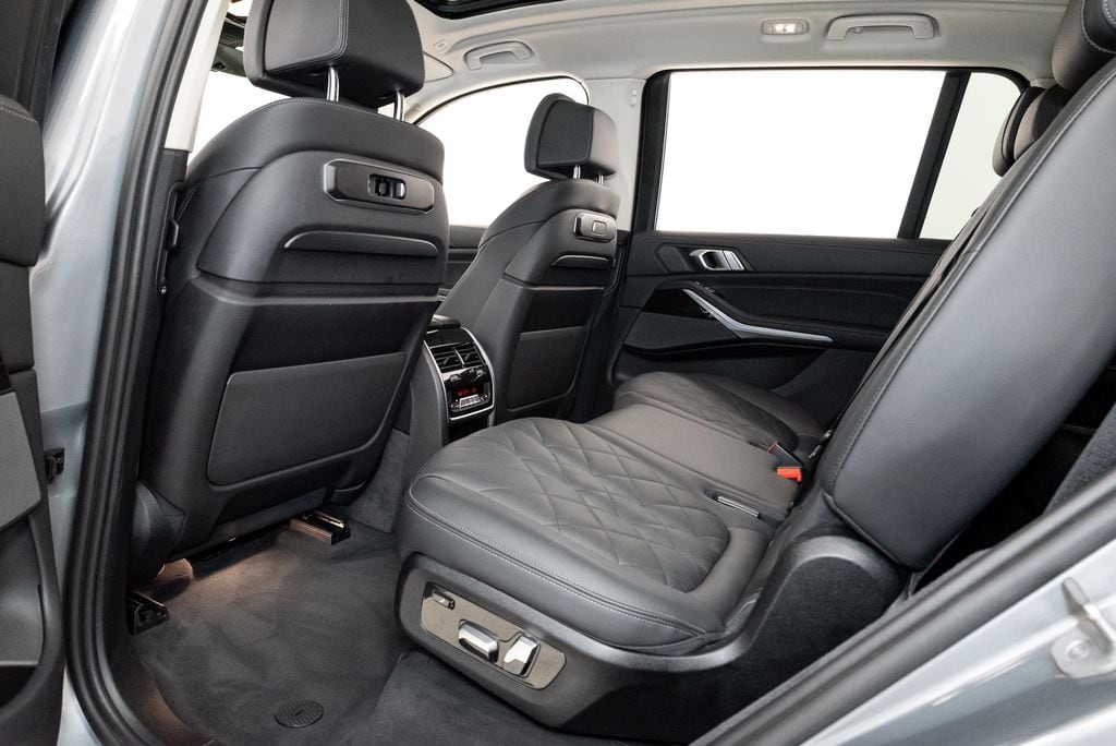 2024 BMW X7 40i - Photo 25