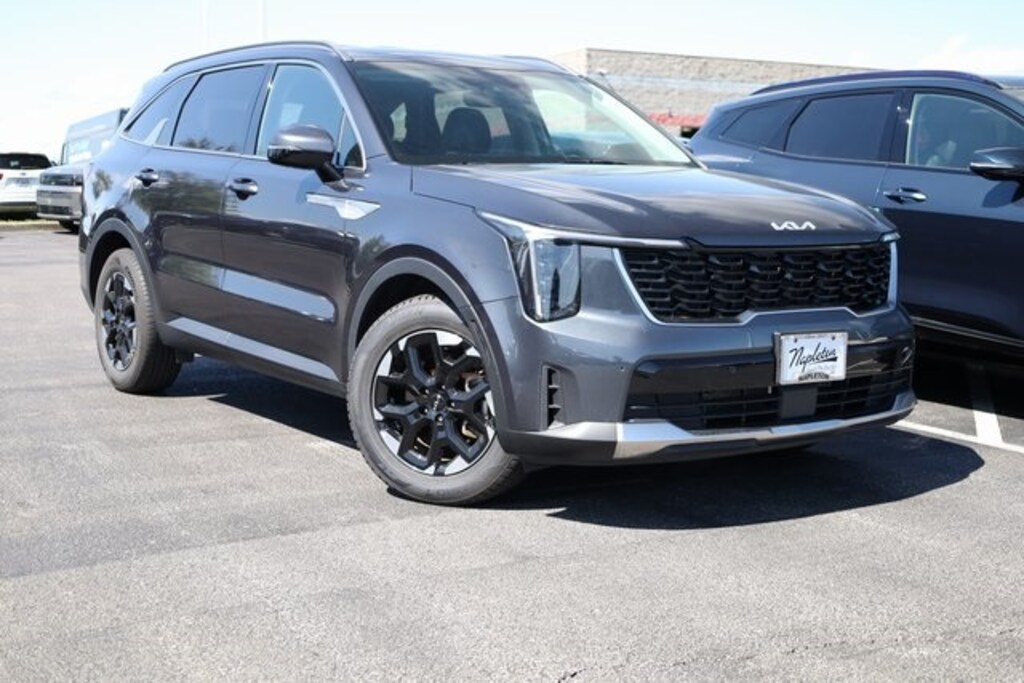 Used 2024 Kia Sorento S SUV