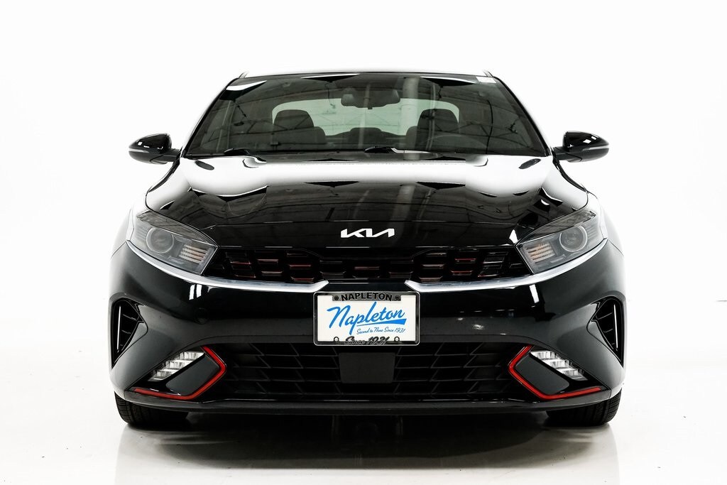 2024 Kia Forte GT-Line photo 4