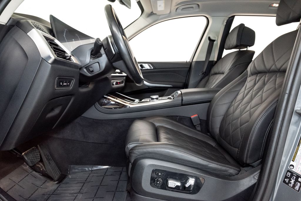 2024 BMW X7 40i - Photo 13