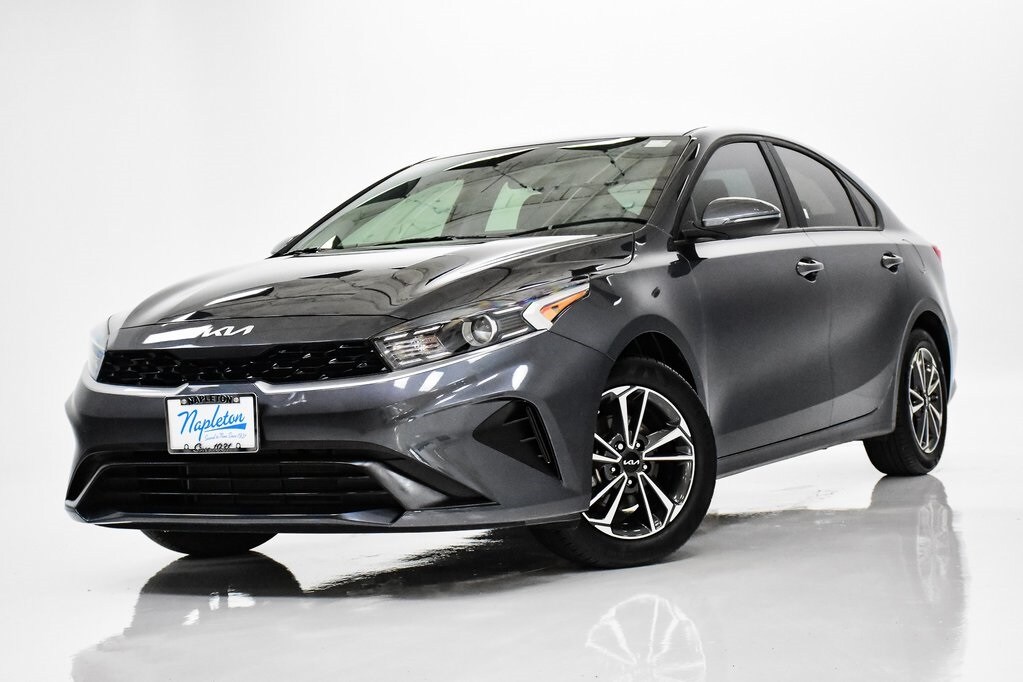 Used 2023 Kia Forte LXS with VIN 3KPF24AD0PE623004 for sale in Elmhurst, IL